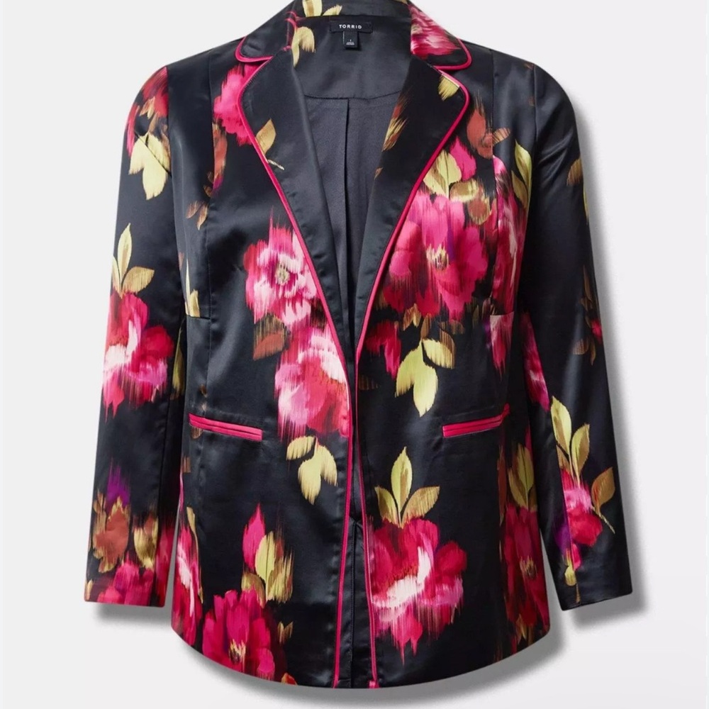 NWT! FLORAL TORRID BLAZER